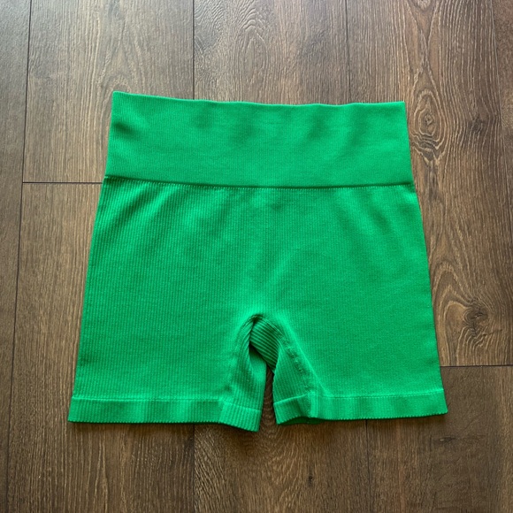 NWOT Colsie Bike Shorts - Picture 1 of 9